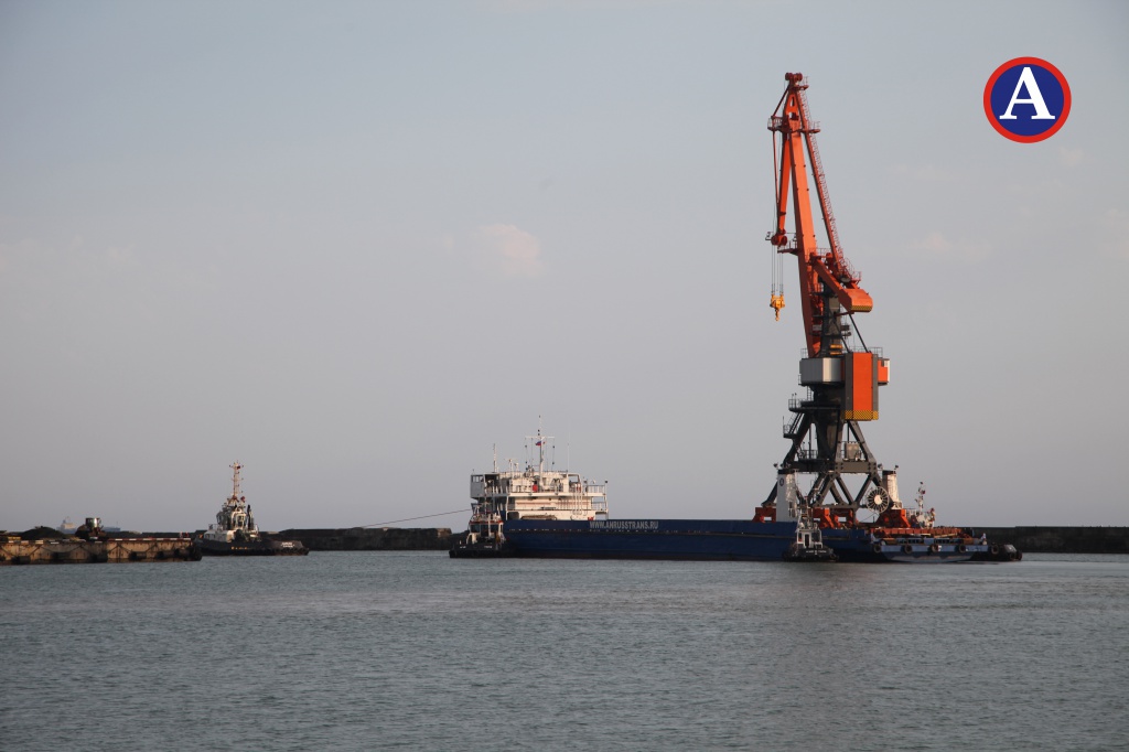 port tuapse1.jpg